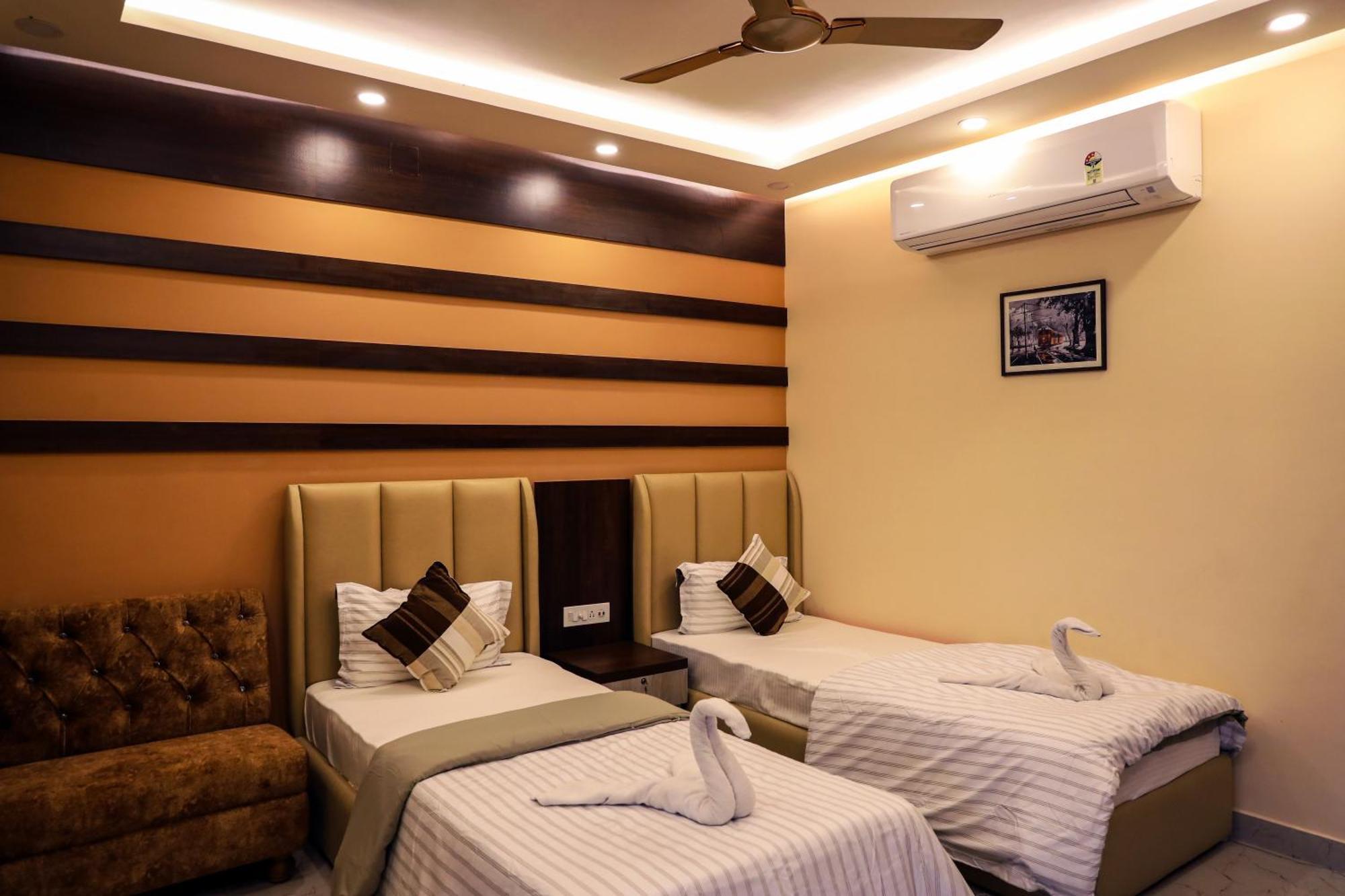 Banabithi Resort Bhangar ภายนอก รูปภาพ